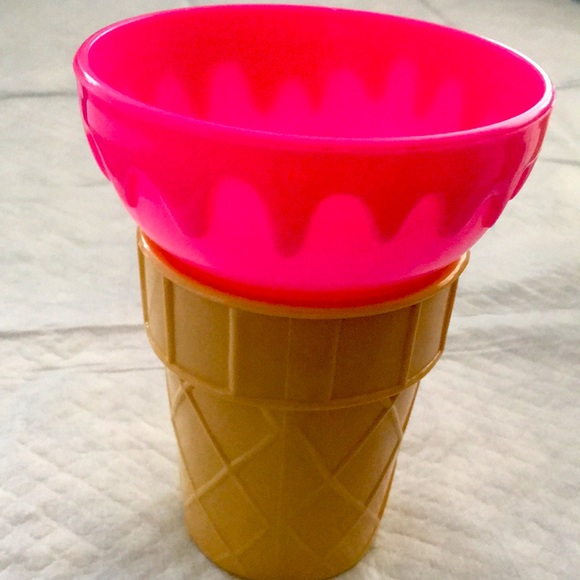 Set of 3 ice cream cups. - Picture 5 of 10